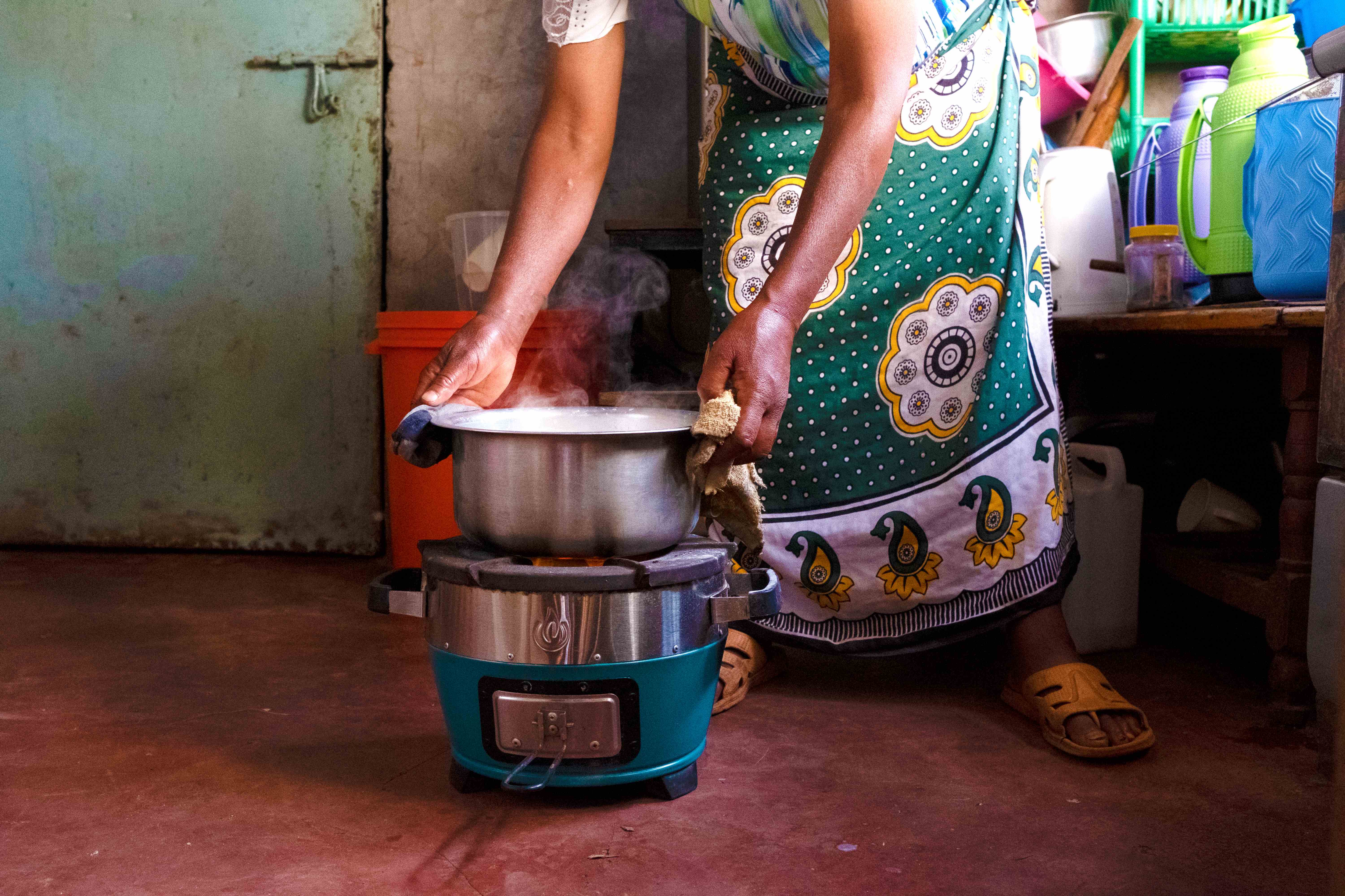 Charcoal Stoves in Kenya - Image 1